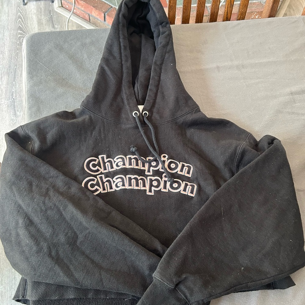 Cropped Champion Reverse Weave Black Hoodie